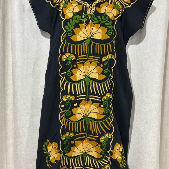 MEXICANA Dresses & Skirts - MEXICANA Black Dress with Gold and Green Embroidery